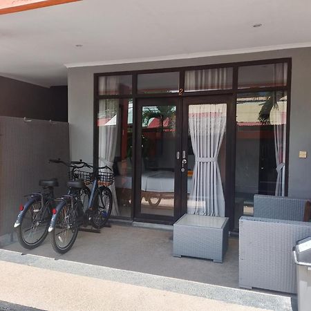 Tropica Gili Total Body Fit - Free Access Gym And Coworking Space Gili Trawangan Eksteriør bilde