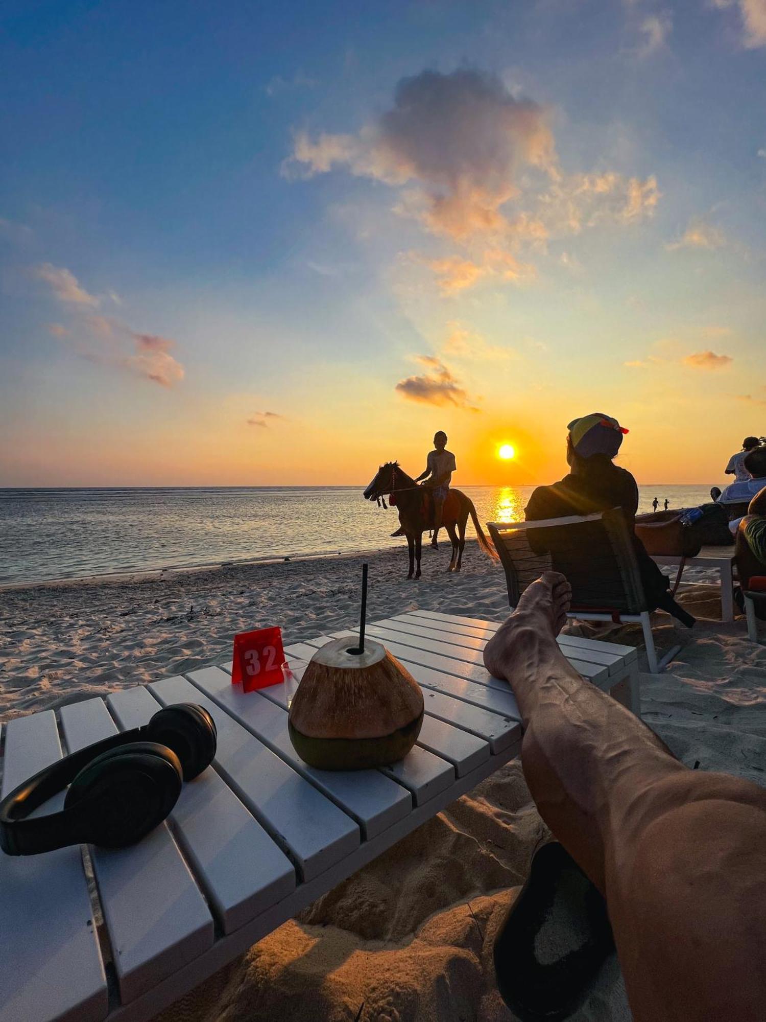Tropica Gili Total Body Fit - Free Access Gym And Coworking Space Gili Trawangan Eksteriør bilde