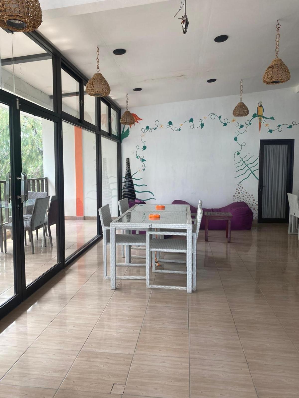 Tropica Gili Total Body Fit - Free Access Gym And Coworking Space Gili Trawangan Eksteriør bilde