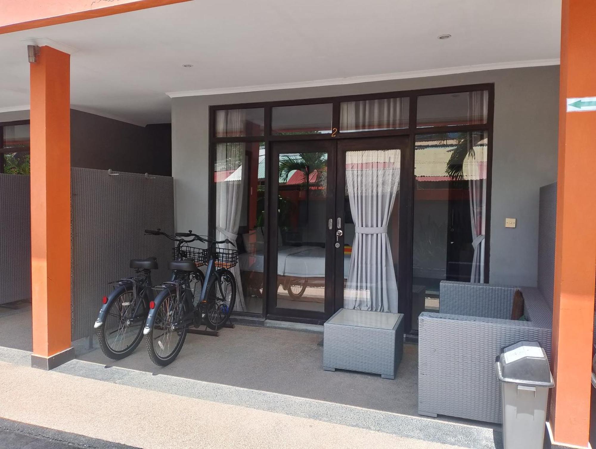 Tropica Gili Total Body Fit - Free Access Gym And Coworking Space Gili Trawangan Eksteriør bilde