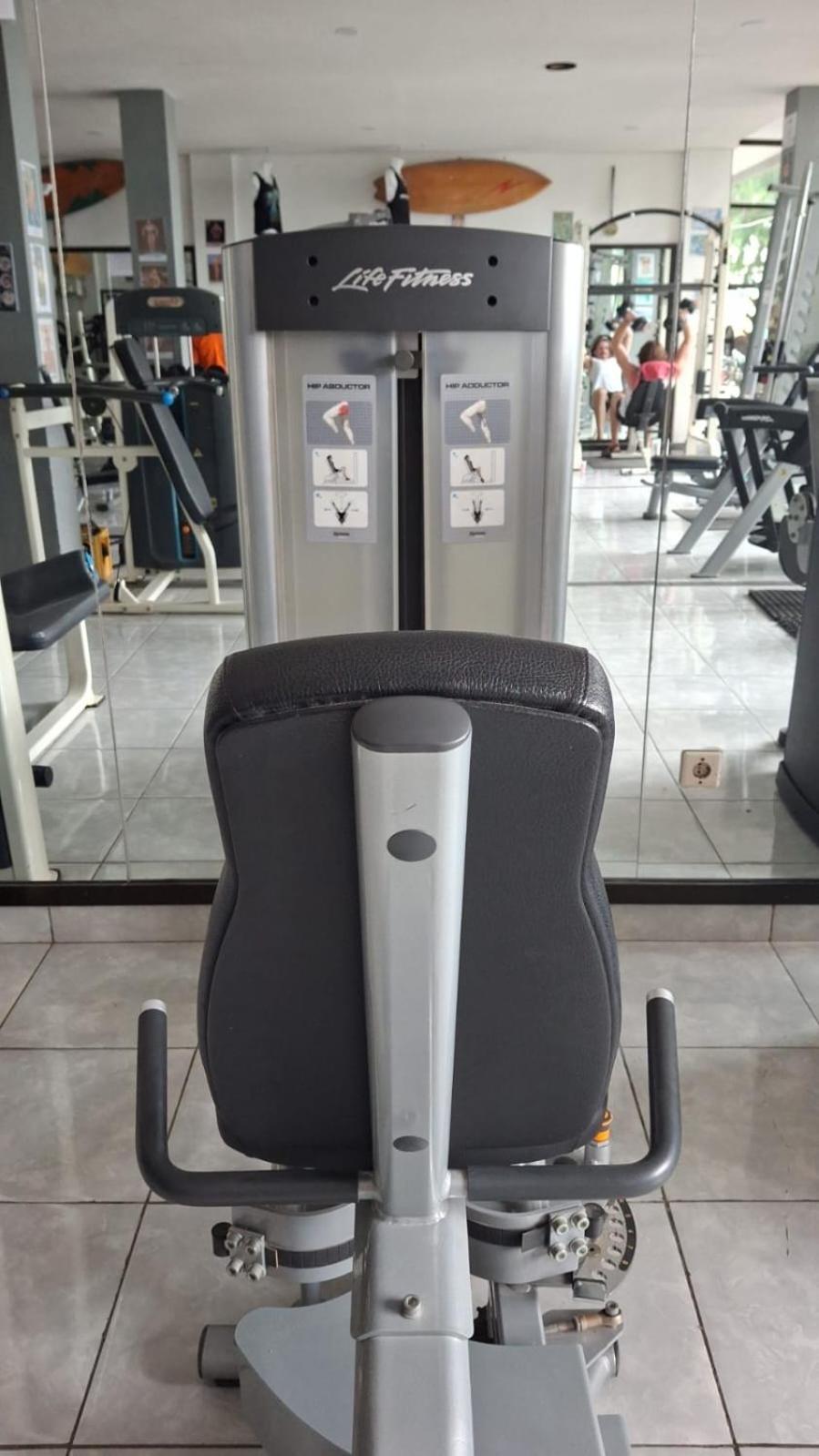 Tropica Gili Total Body Fit - Free Access Gym And Coworking Space Gili Trawangan Eksteriør bilde