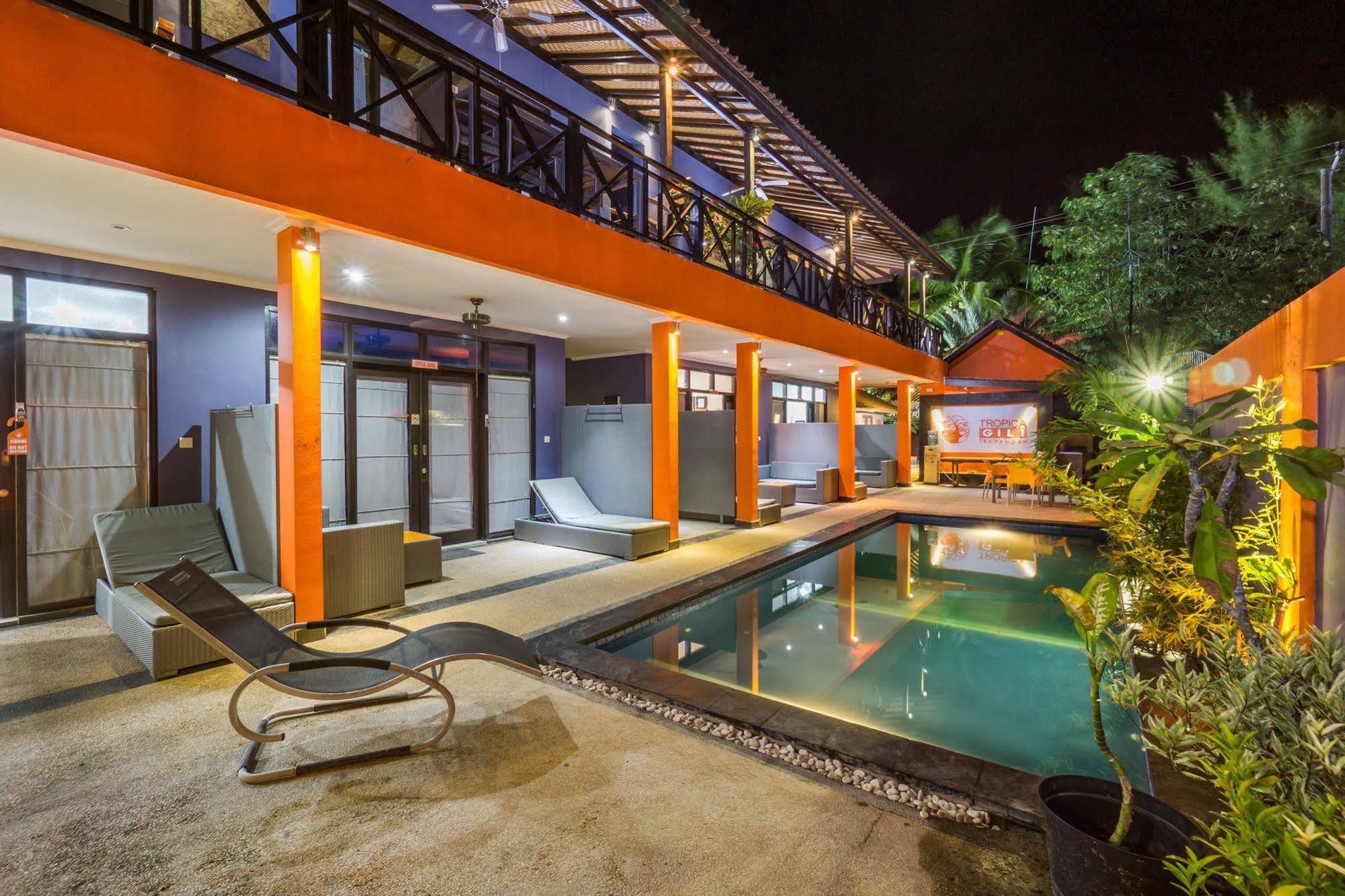 Tropica Gili Total Body Fit - Free Access Gym And Coworking Space Gili Trawangan Eksteriør bilde