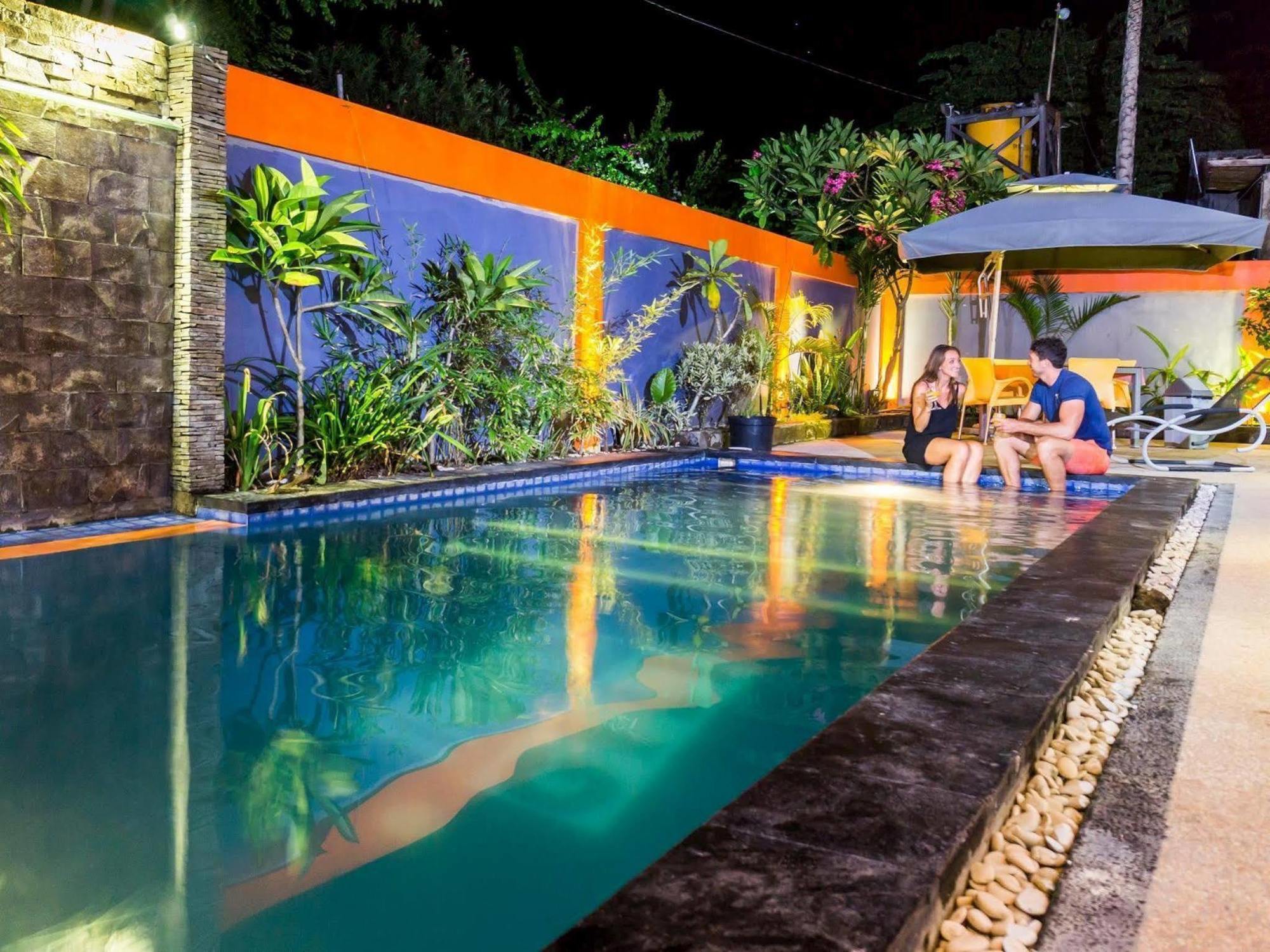 Tropica Gili Total Body Fit - Free Access Gym And Coworking Space Gili Trawangan Eksteriør bilde