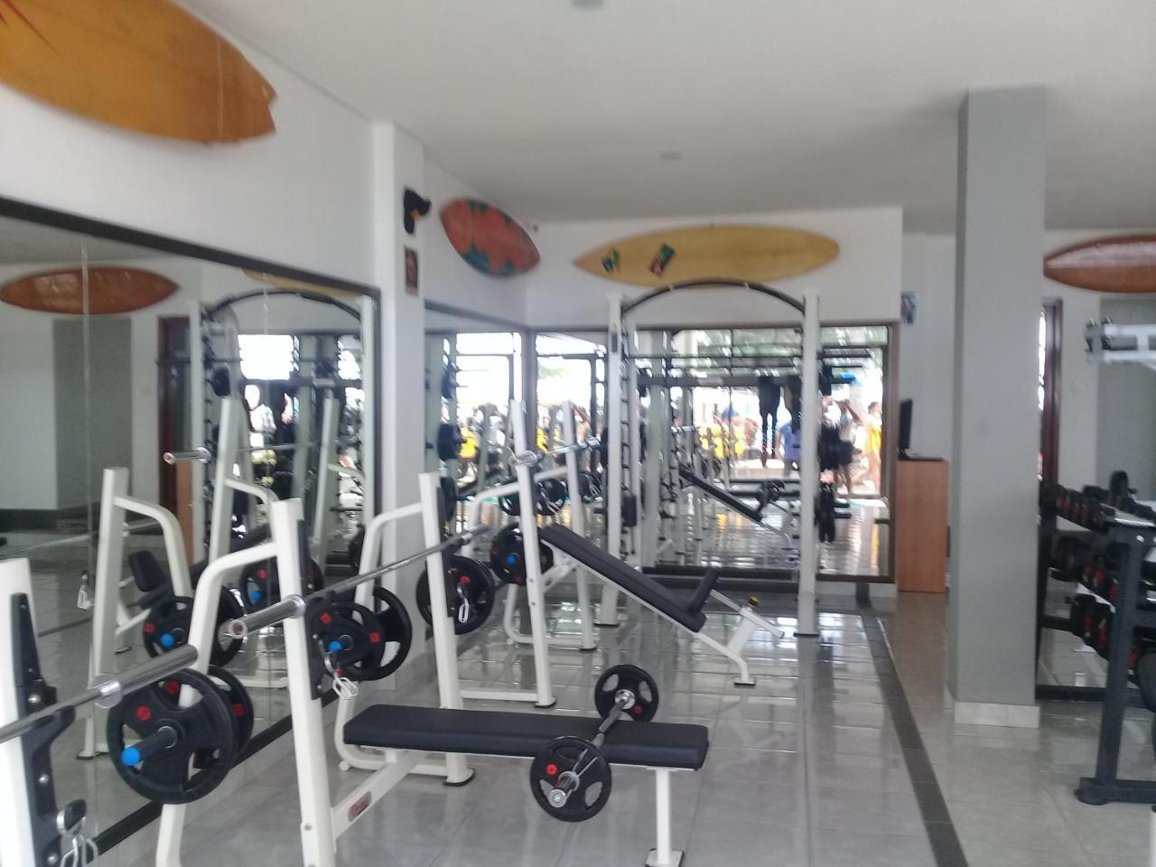 Tropica Gili Total Body Fit - Free Access Gym And Coworking Space Gili Trawangan Eksteriør bilde