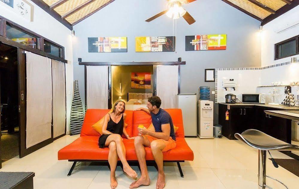 Tropica Gili Total Body Fit - Free Access Gym And Coworking Space Gili Trawangan Eksteriør bilde